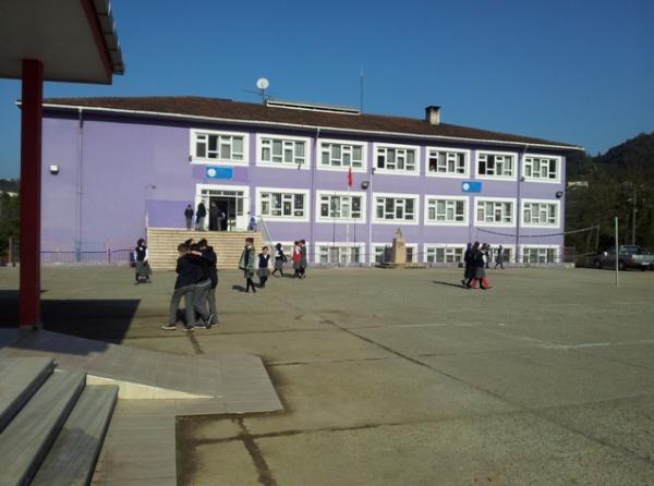 Pınaraltı Ortaokulu Fotoğrafı