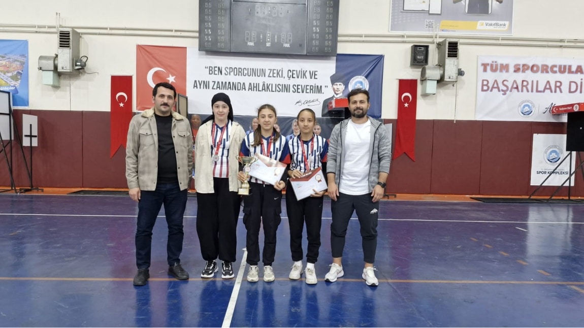 Dart Yıldız Kızlarımız Trabzon İl Turnuvasında 2. Oldu