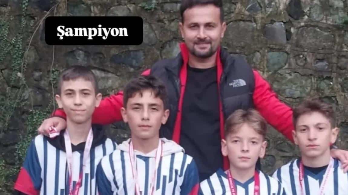 İlçe Turnuvalarında 3 Kategoride Derece Aldık